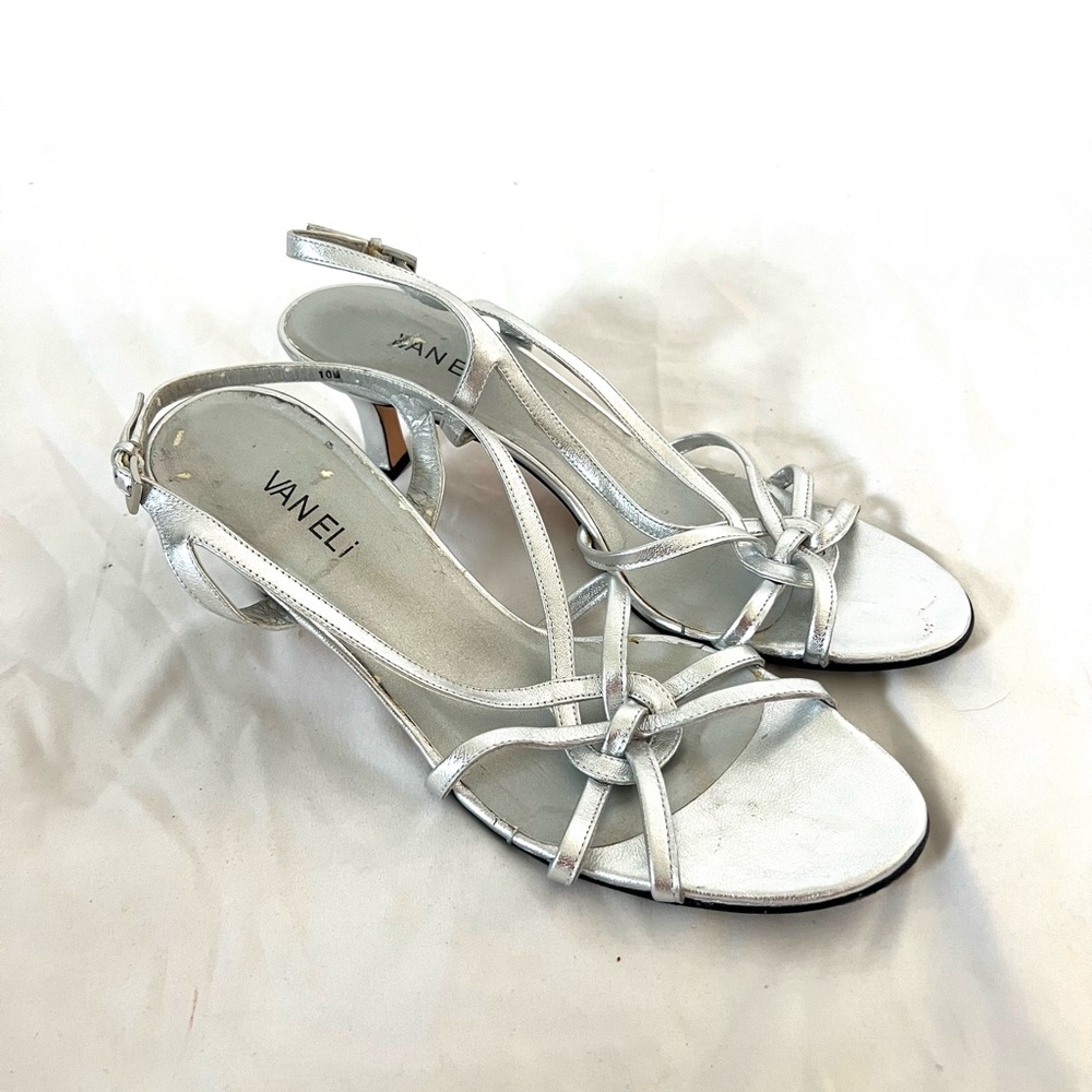 Vaneli strappy silver metallic sandal heels medium heel women’s size 10